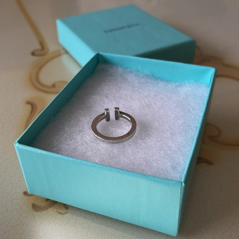 TIFFANY & CO. T RING - Picture 6 of 6